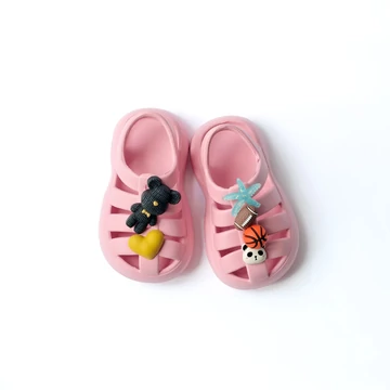 Boxbo Vízi szandál TOY - RÓZSASZÍN 12 darab mini játék és kiegészítő