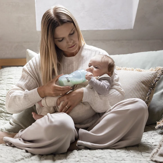 LOVI Trends cumisüveg 120ml 0 hó+ zöld